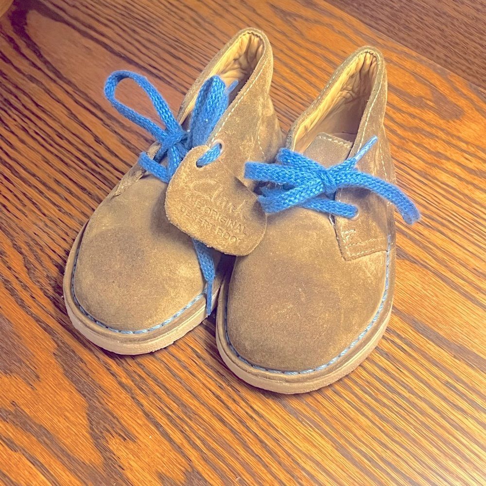 Clarks 5.5c‎ shoes